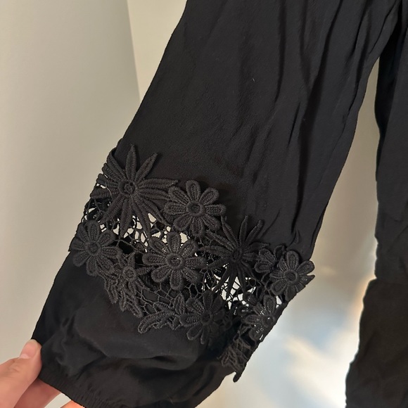 Tunic blouse - Picture 2 of 4